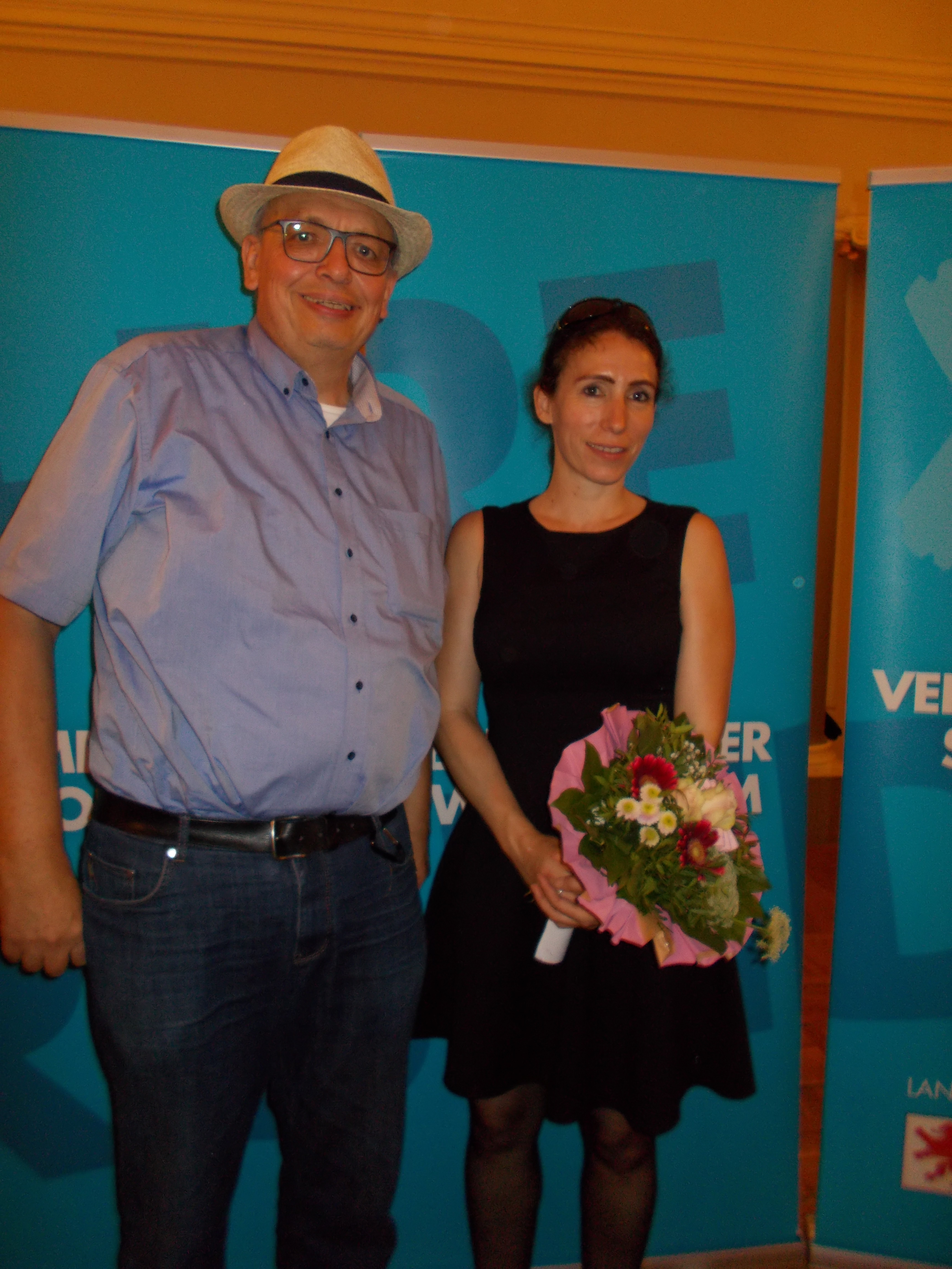 Mariana, Sprecher im Bundestagsausschuss Familie, Senioren, Frauen & Jugend MdB, Gr&uuml;nderin des Landesfachausschuss Familie, wo ich stellvertretender Sprecher war.